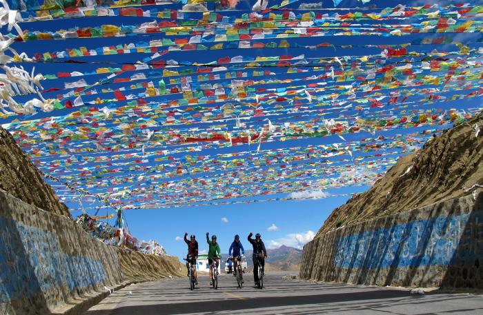 Lhasa to Kathmandu bike Tour via Everest Base Camp